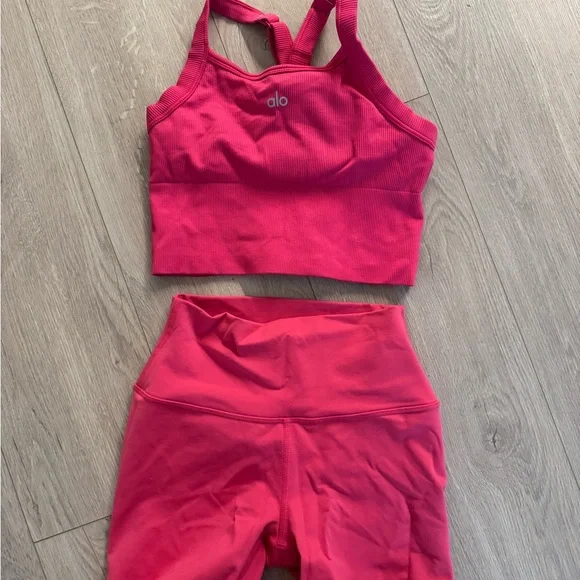 Alo airbrush pink shorts bra set - Picture 2 of 5